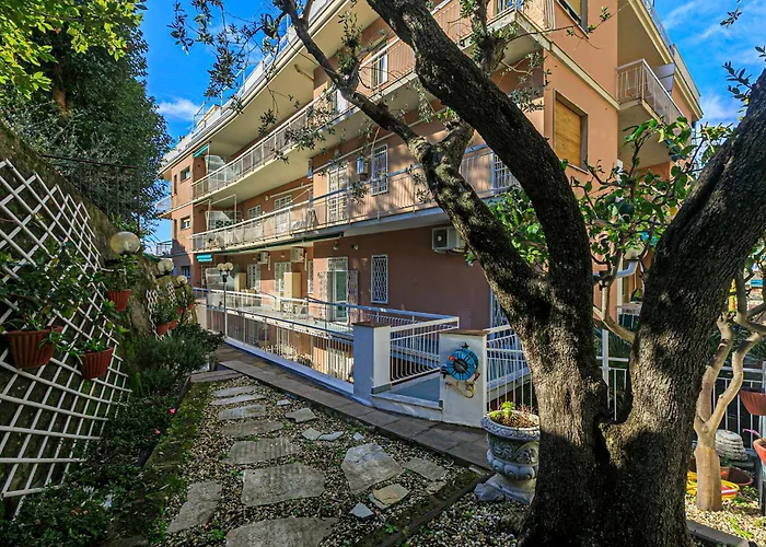 Iflat Luegio Ligurian Garden * Genua